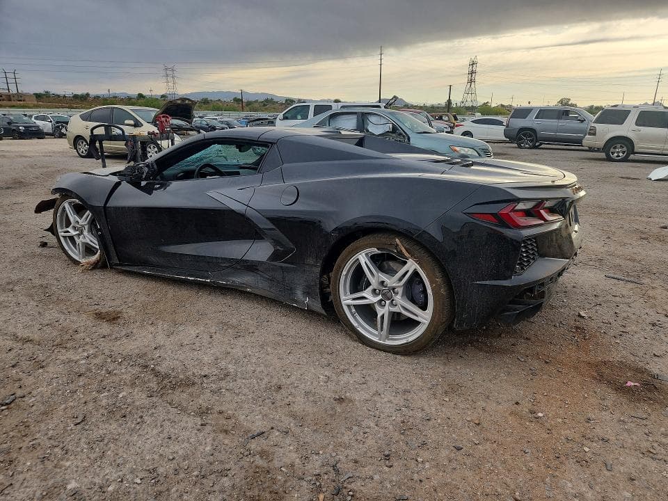 2024 CHEVROLET CORVETTE STINGRAY 3LT 2