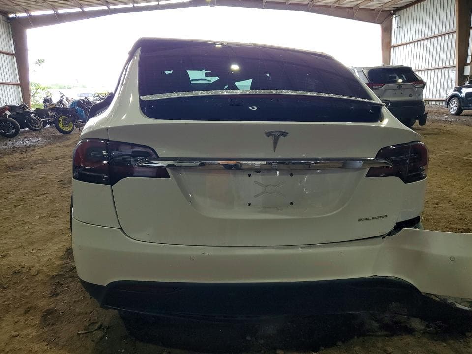 2021 TESLA MODEL X 6