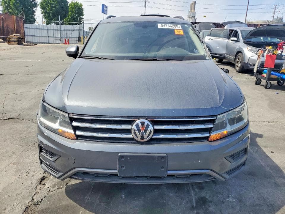 2018 VOLKSWAGEN TIGUAN SE 5