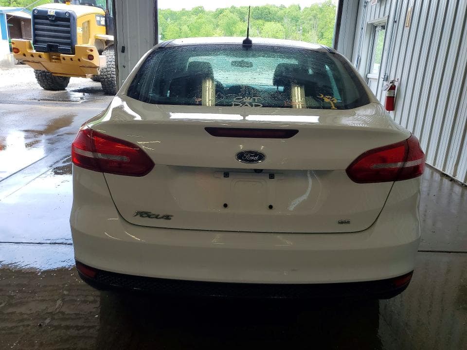 2018 FORD FOCUS SE 6