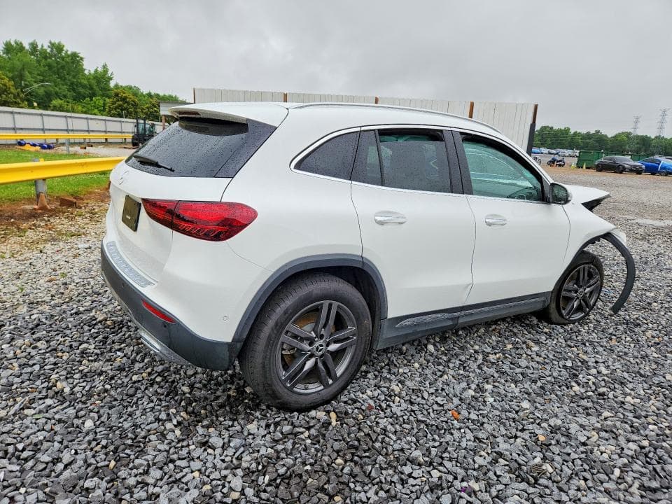 2025 MERCEDES-BENZ GLA 250 250 3