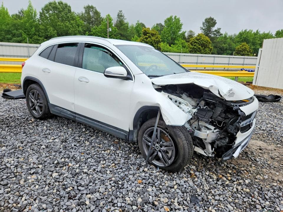 2025 MERCEDES-BENZ GLA 250 250 4