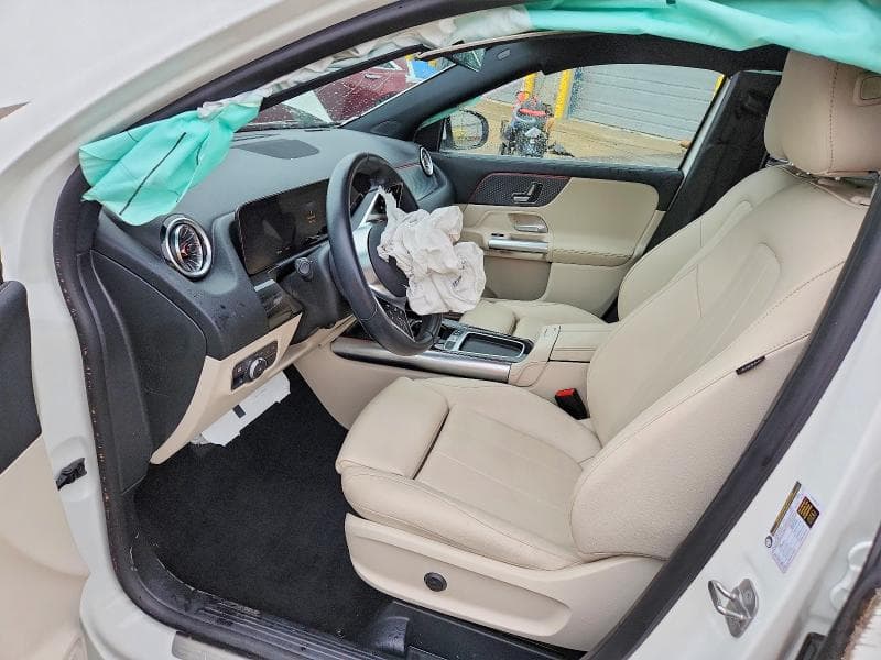 2025 MERCEDES-BENZ GLA 250 250 7