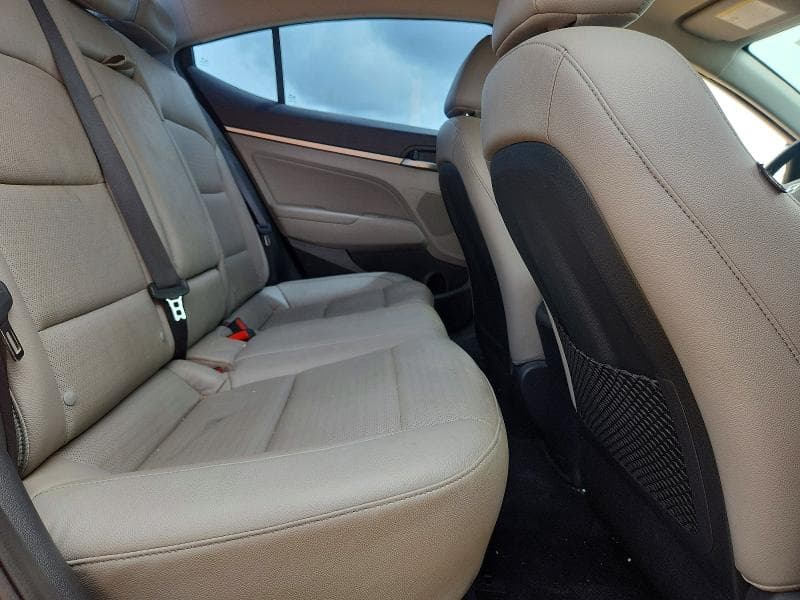 2017 HYUNDAI ELANTRA LIMITED 10