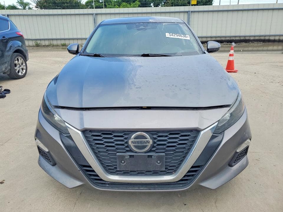 2022 NISSAN ALTIMA 5
