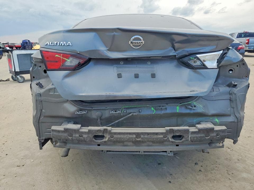 2022 NISSAN ALTIMA 6