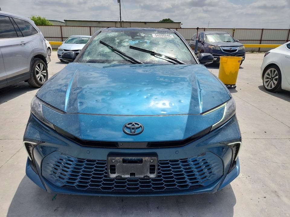 2025 TOYOTA CAMRY XSE 5