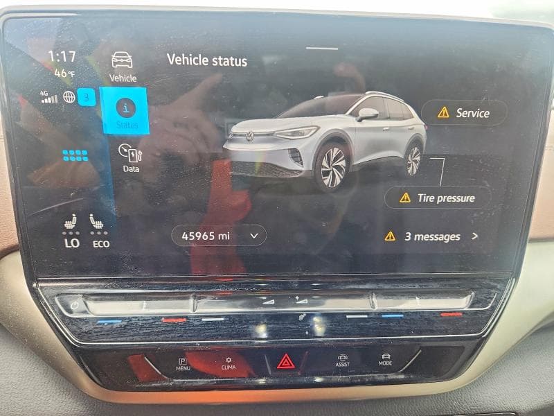 2023 VOLKSWAGEN ID.4 PRO 9