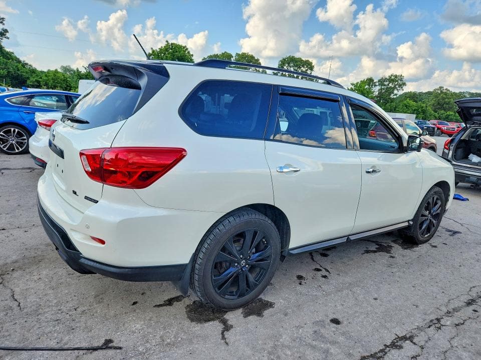 2018 NISSAN PATHFINDER SL 3