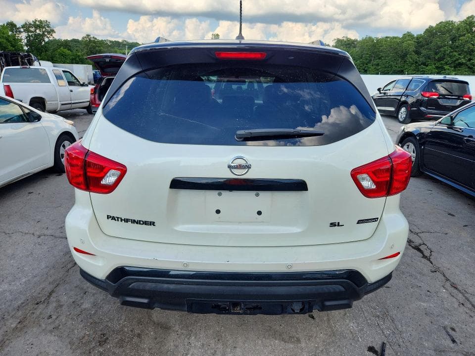 2018 NISSAN PATHFINDER SL 6