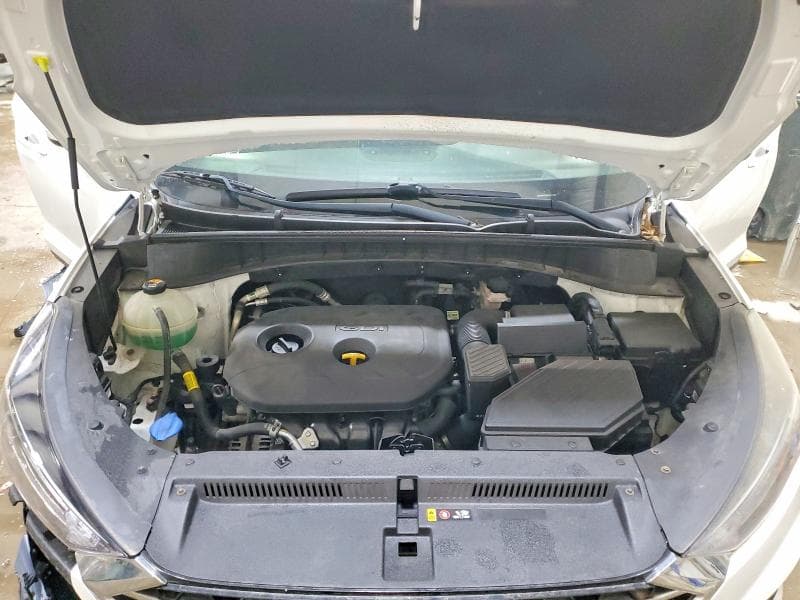 2020 HYUNDAI TUCSON SE 12