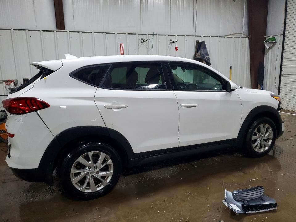 2020 HYUNDAI TUCSON SE 3