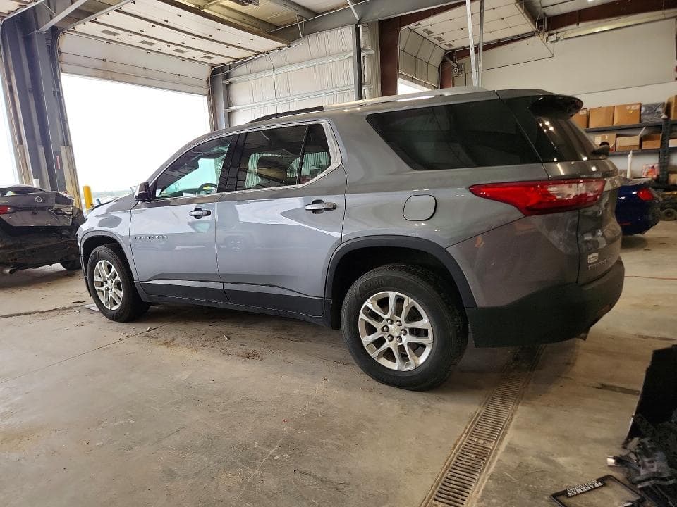 2018 CHEVROLET TRAVERSE LT LT 2