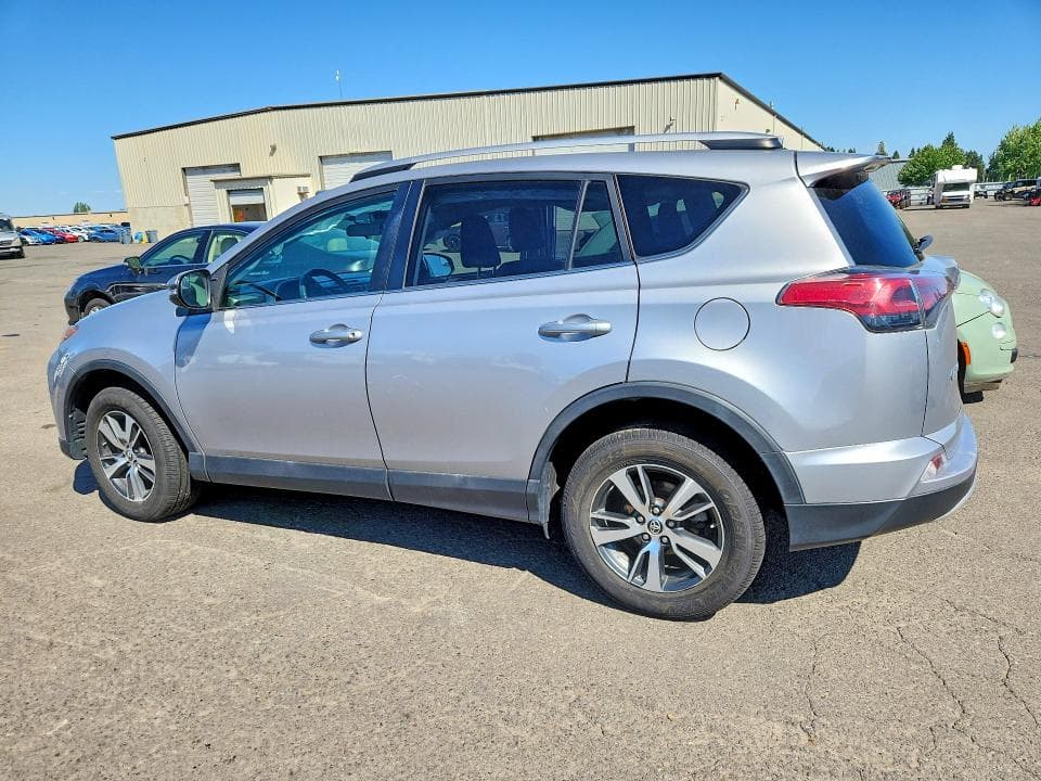 2016 TOYOTA RAV4 XLE XLE 2