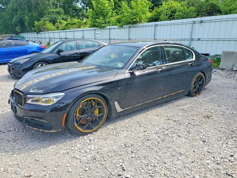 2016 BMW 750 XI