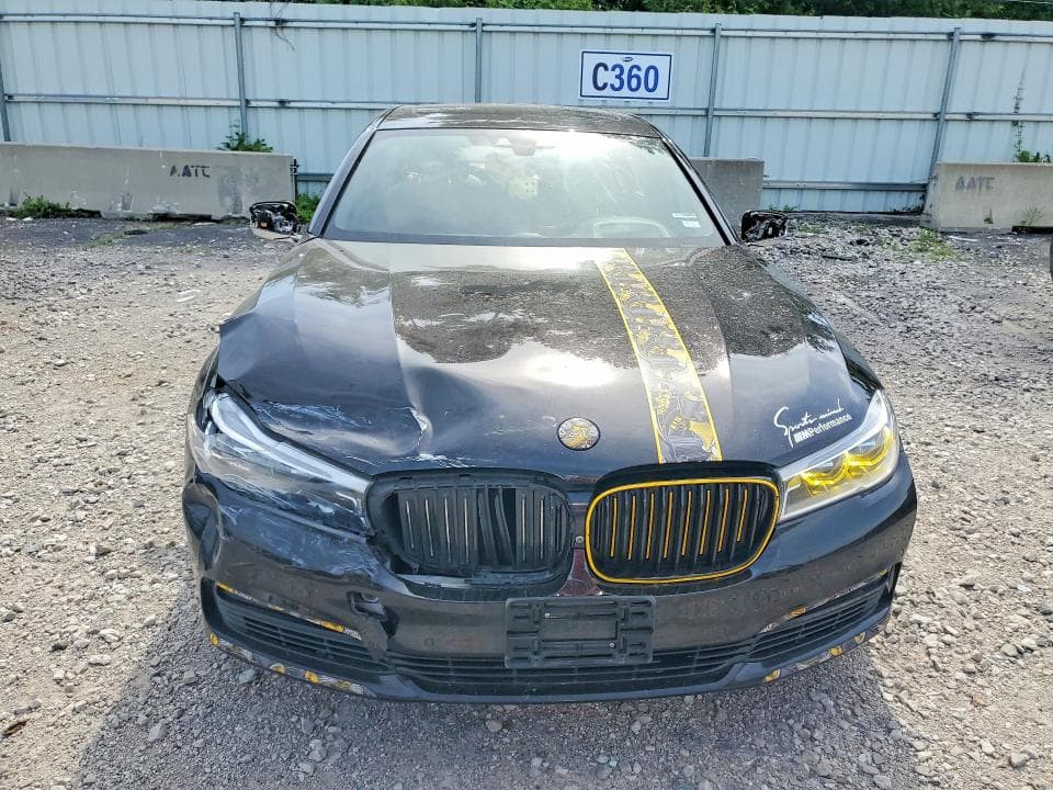 2016 BMW 750 XI 5
