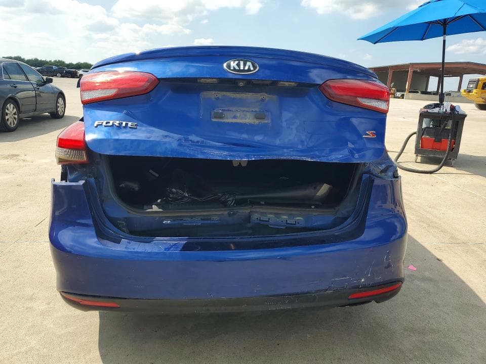 2017 KIA FORTE S S 6
