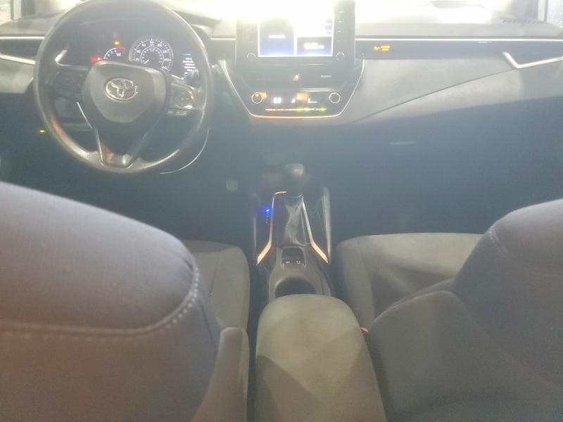 2021 TOYOTA COROLLA LE LE 8