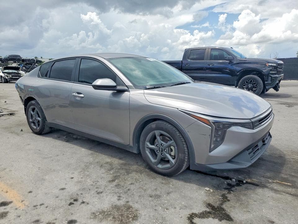 2025 KIA K4 LXS 4