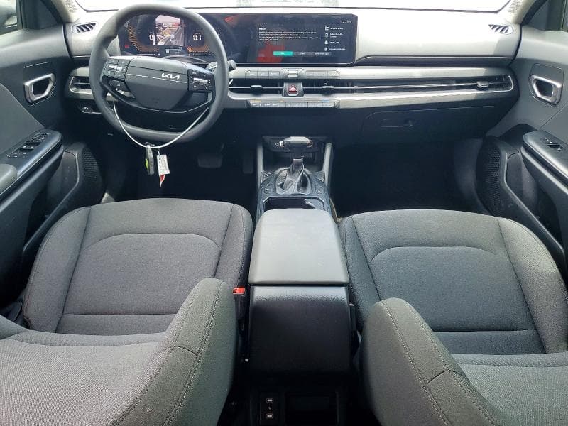 2025 KIA K4 LXS 8