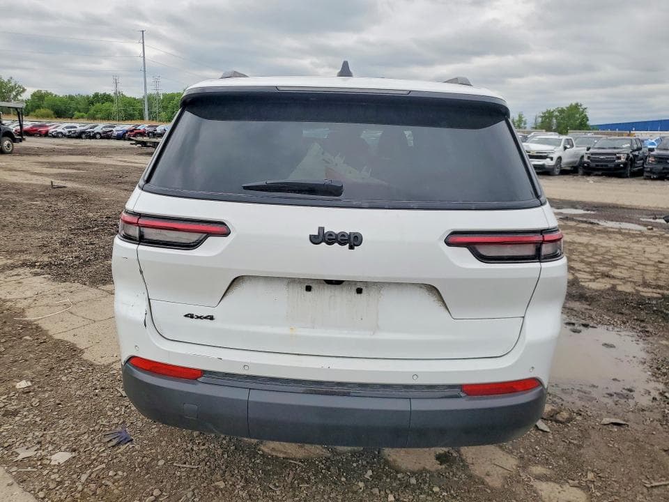 2023 JEEP GRAND CHEROKEE L LAREDO 6