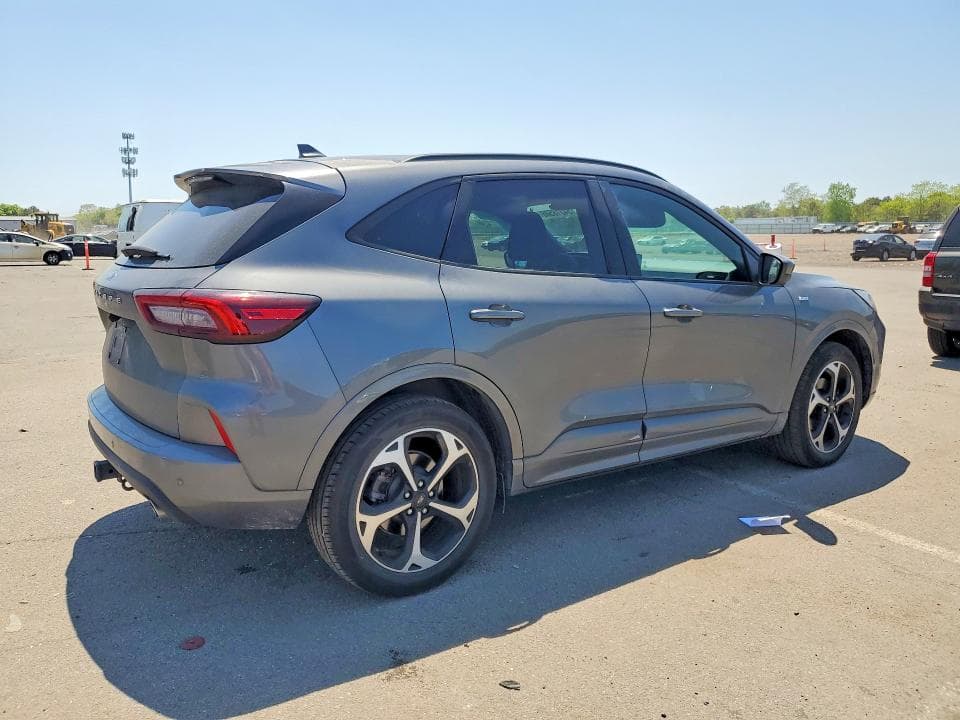 2023 FORD ESCAPE ST LINE SELECT 3