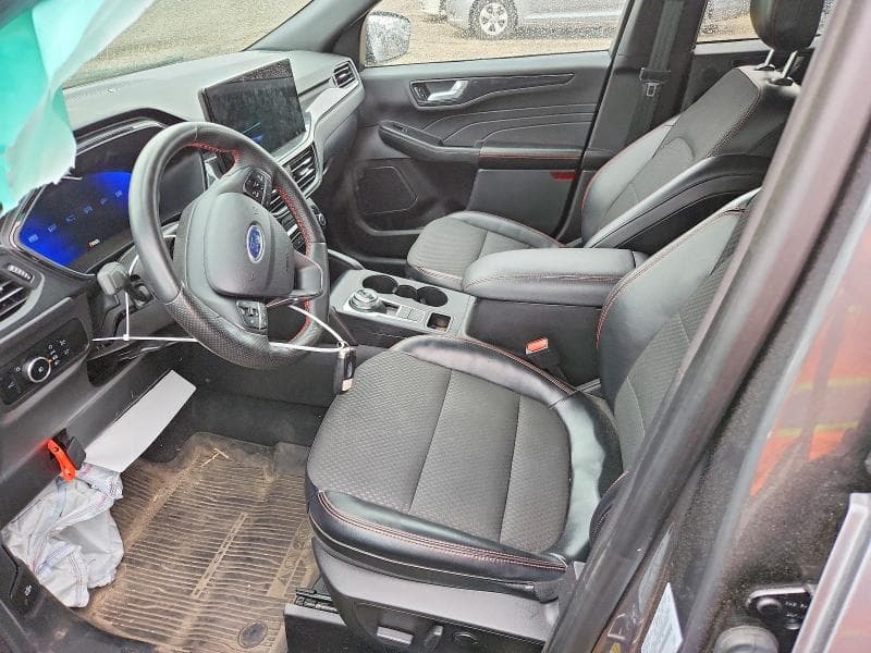 2023 FORD ESCAPE ST LINE SELECT 7
