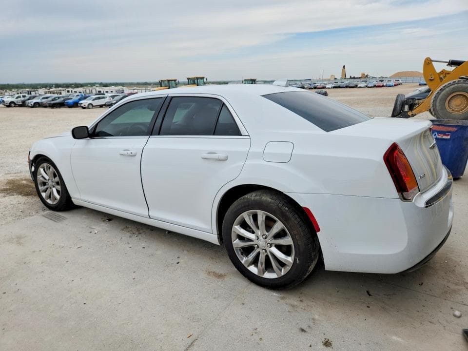 2017 CHRYSLER 300 LIMITED 2