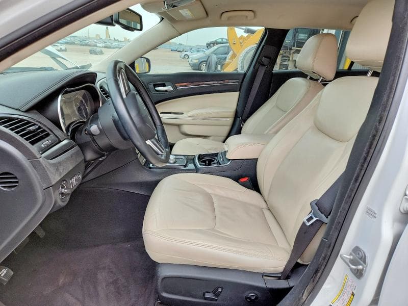 2017 CHRYSLER 300 LIMITED 7