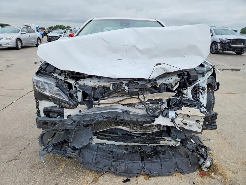 2022 TOYOTA CAMRY LE LE 5