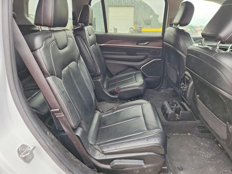 2021 JEEP GRAND CHEROKEE L LIMITED 11