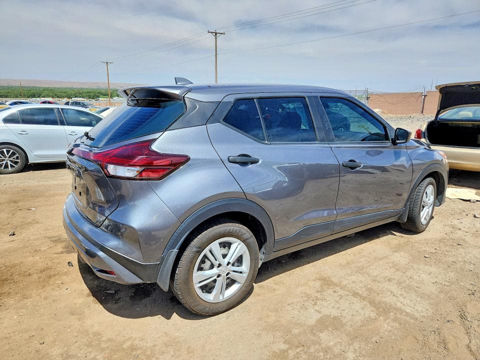 2022 NISSAN KICKS S S 3