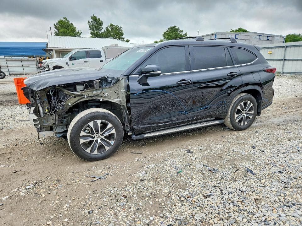 2024 TOYOTA HIGHLANDER XLE XLE - 1