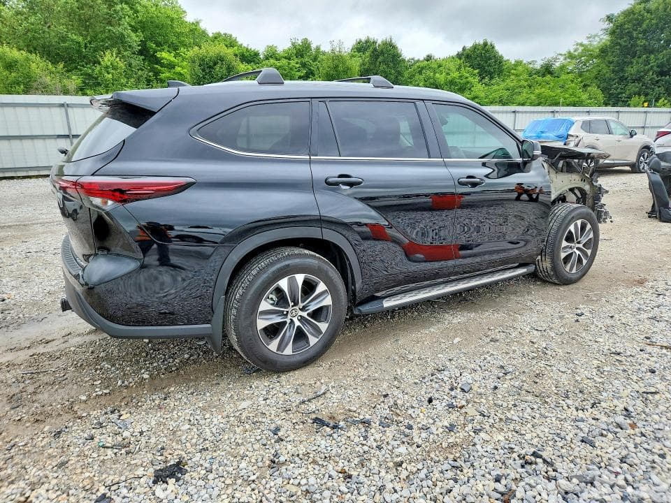 2024 TOYOTA HIGHLANDER XLE XLE 3