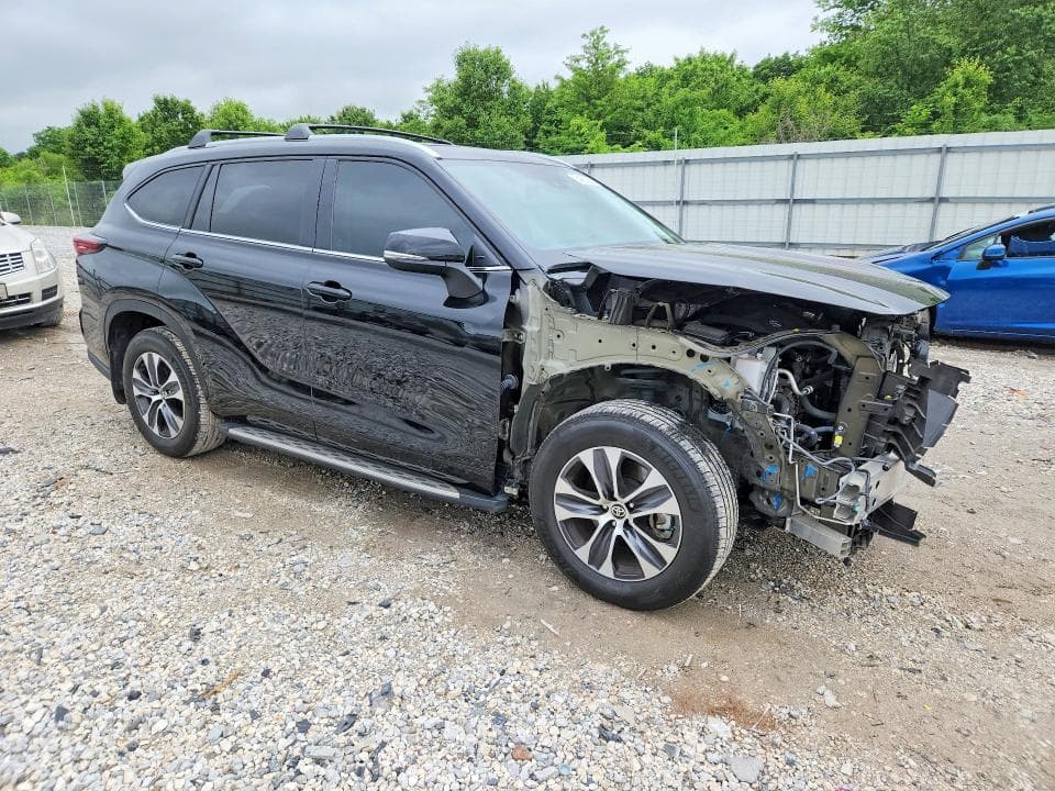 2024 TOYOTA HIGHLANDER XLE XLE 4