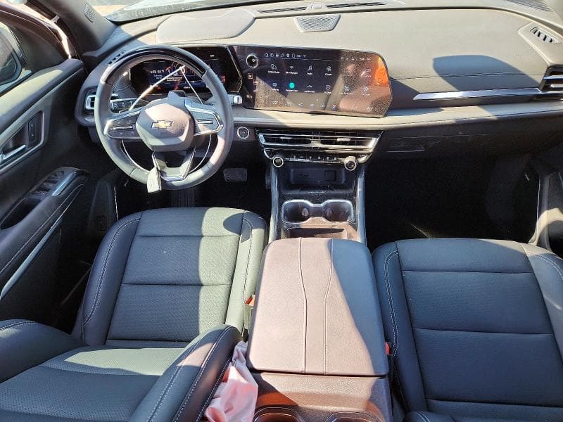 2026 CHEVROLET TRAVERSE LT 8