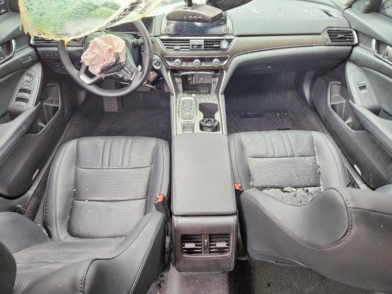 2018 HONDA ACCORD TOURING TOURING 8