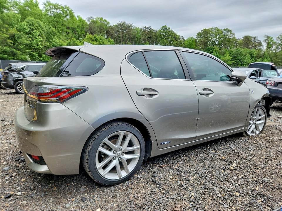 2017 LEXUS CT 200 3