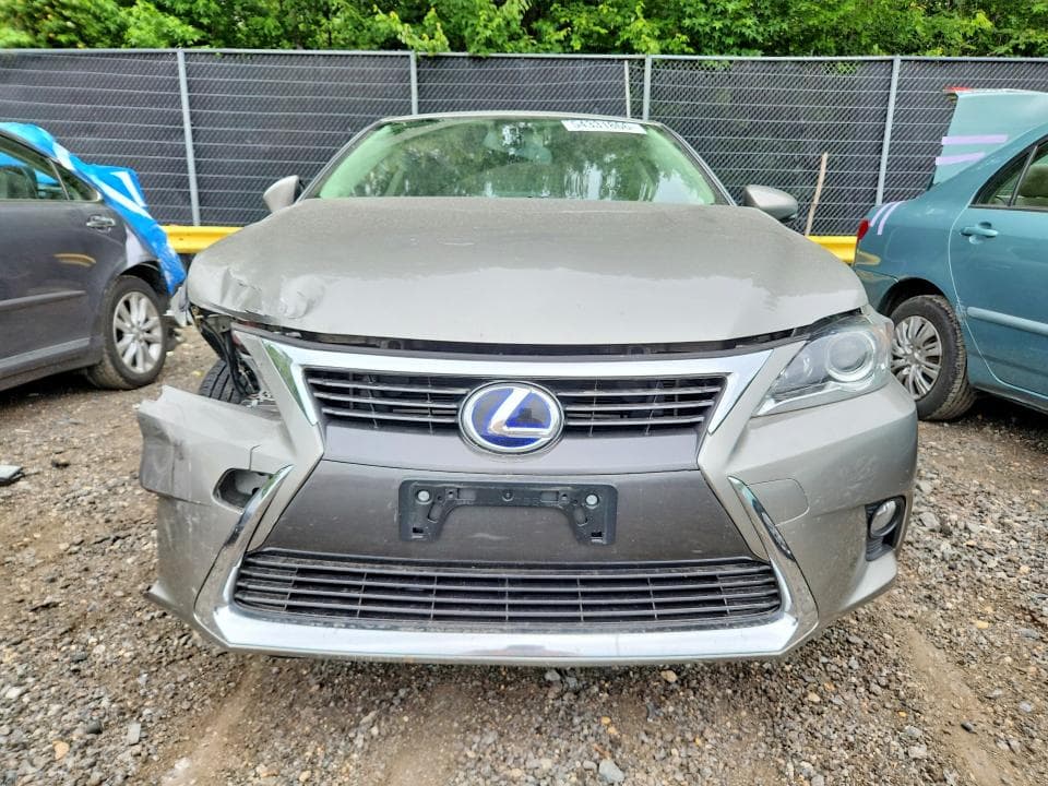 2017 LEXUS CT 200 5