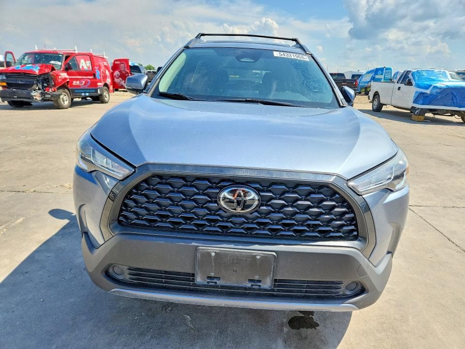 2024 TOYOTA COROLLA CROSS LE LE 5