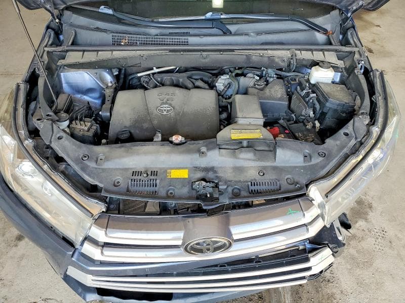 2019 TOYOTA HIGHLANDER XLE XLE 12