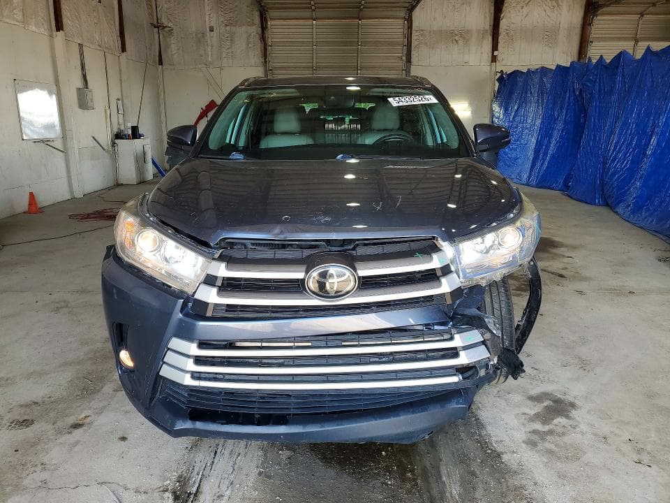 2019 TOYOTA HIGHLANDER XLE XLE 5