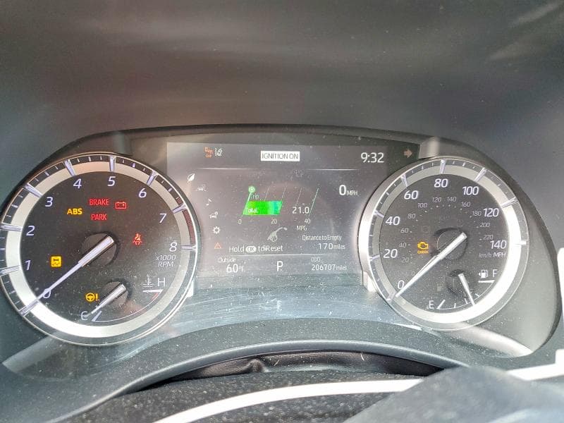 2022 TOYOTA HIGHLANDER XLE XLE 9