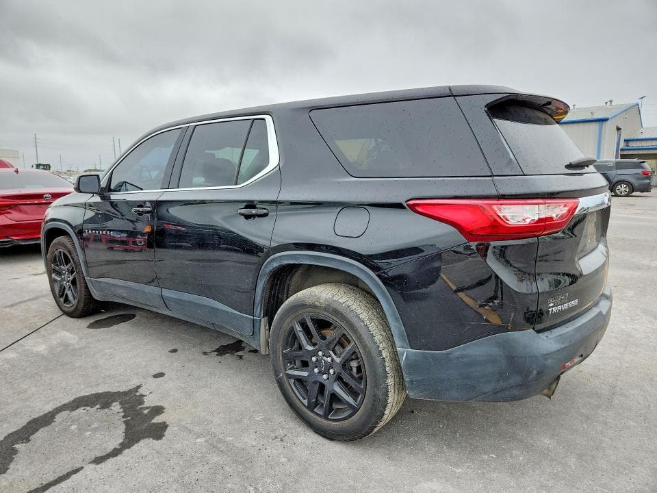 2021 CHEVROLET TRAVERSE LS 2