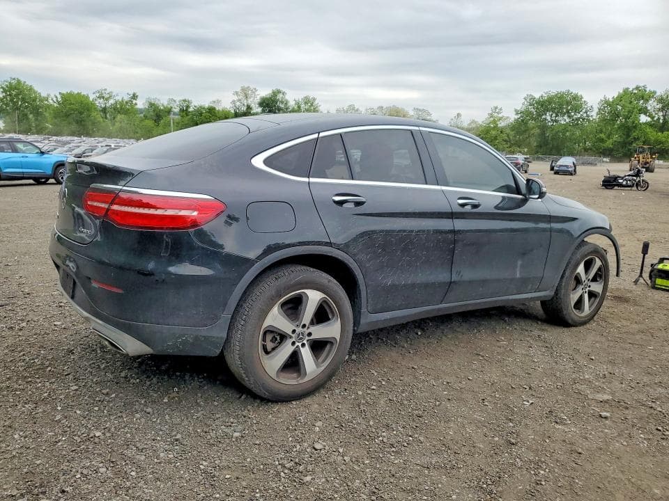 2018 MERCEDES-BENZ GLC COUPE 300 4MATIC 3