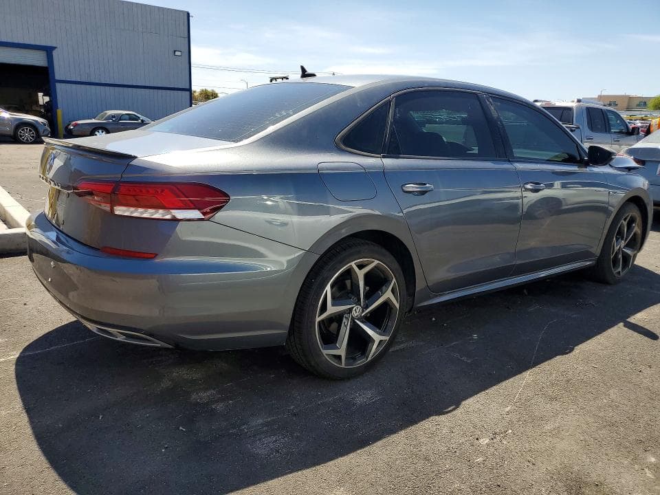 2020 VOLKSWAGEN PASSAT R-LINE R-LINE 3