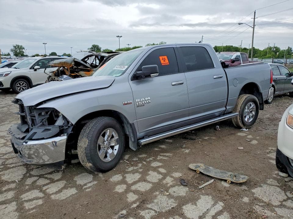 2019 RAM 1500 CLASSIC SLT