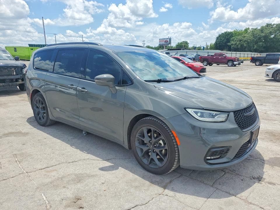 2022 CHRYSLER PACIFICA TOURING L 4
