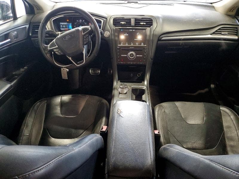 2017 FORD FUSION 8