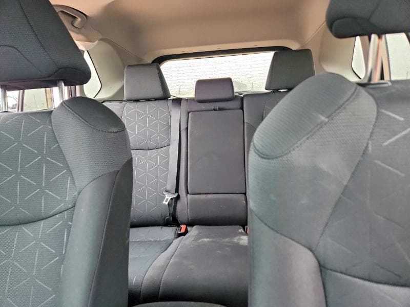 2024 TOYOTA RAV4 XLE 10
